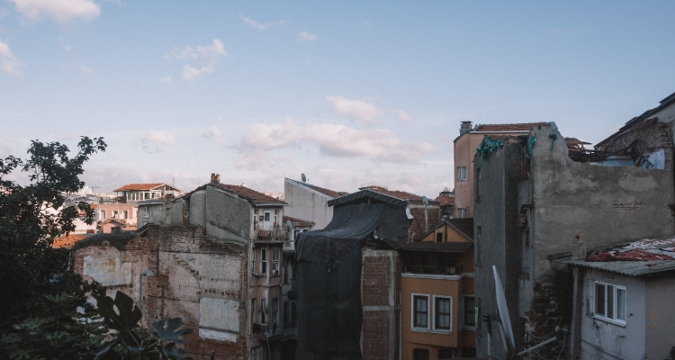 拆遷安置，土地承包