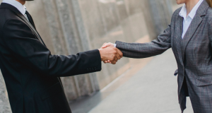 加盟訴寶云律所，成就自己的法律事業(yè)！
