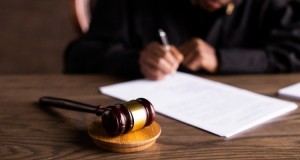 訴寶法律云律所加盟計劃，為創(chuàng)業(yè)者提供穩(wěn)定高收益...