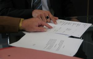 合同解除后追究違約責(zé)任的條件有什么？