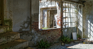 拆遷安置過程中，居民對拆遷補償金的糾紛如何解決...