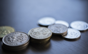 夫妻之間有一方借錢,另一方需要承擔(dān)嗎?