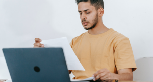 借款合同中，借方無(wú)法按照期限還款，應(yīng)該采取哪些...