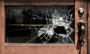 故意損壞他人財物有哪些情形？