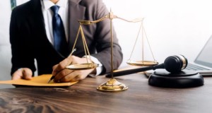 成為訴寶云律所加盟商，實現(xiàn)財富與事業(yè)雙贏