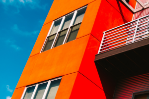 在房屋租賃過程中，如何處理租金逾期、違約賠償等...